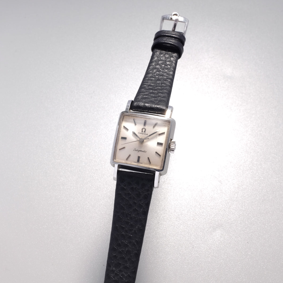 Omega Ladymatic 3993 62SC from 1962 – Paleh