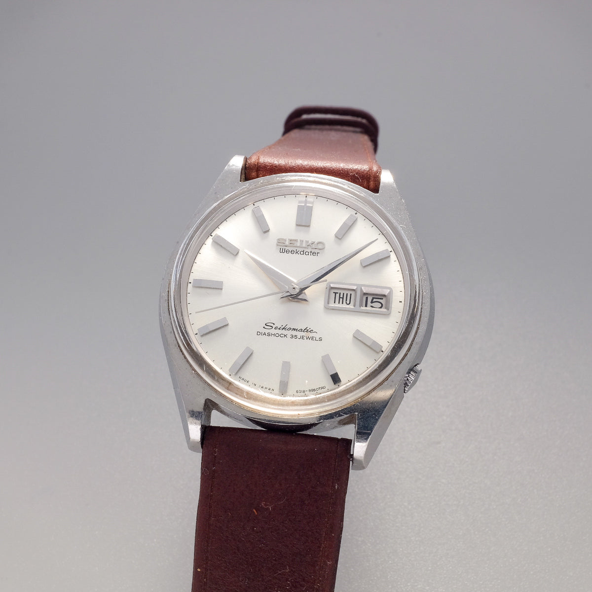 Seiko  SEIKOMATIC DIASHOCK　6218-8950 eBay Finds: Seiko Seikomatic Weekdater Ref. 6218-8950, Hosam