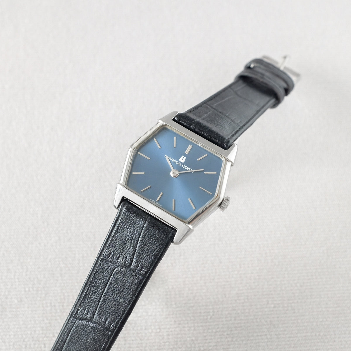 Universal Genève 842681 Circa 1960 – Paleh
