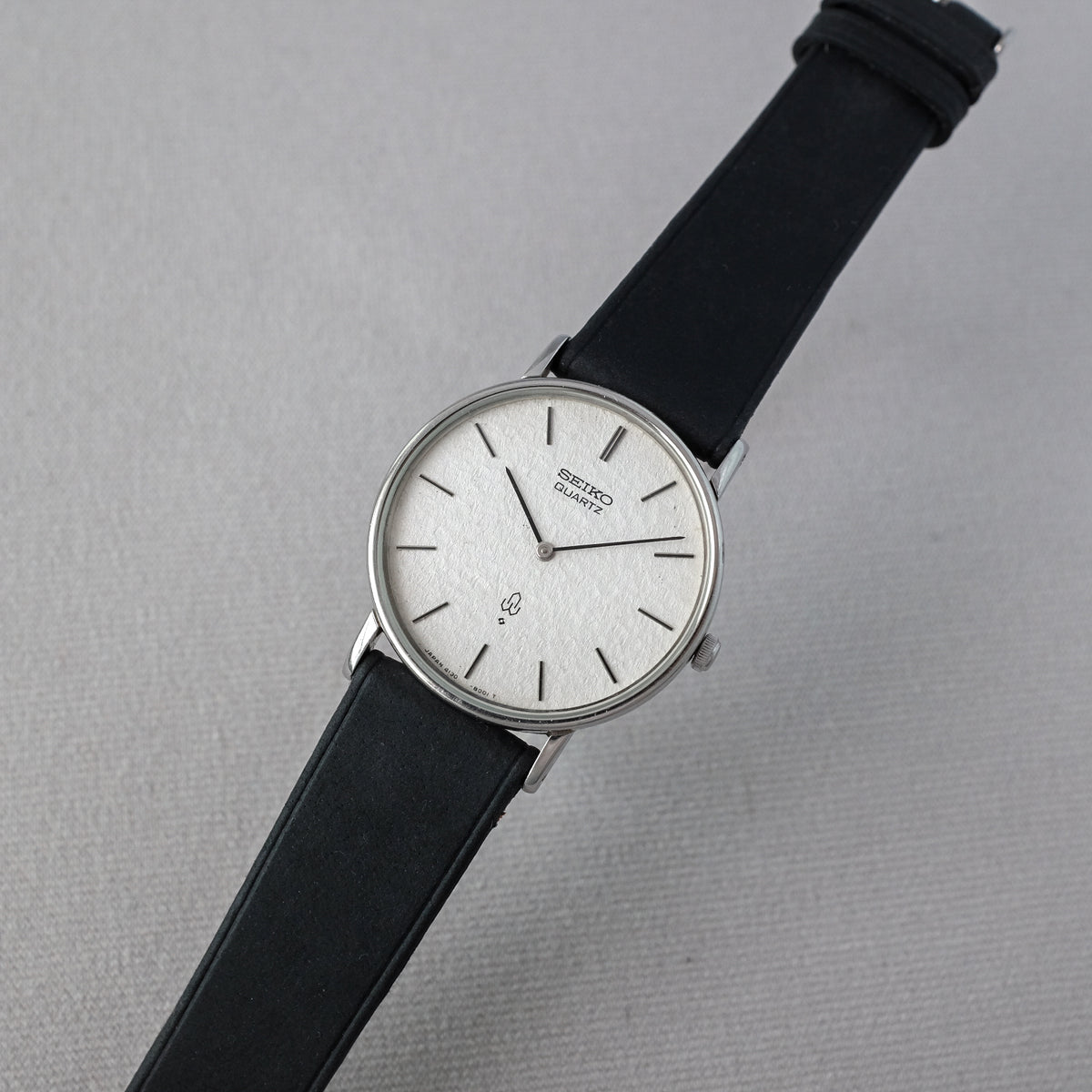 昭和レトロ！ SEIKO QUARTZ 4130-5241 あどけなく