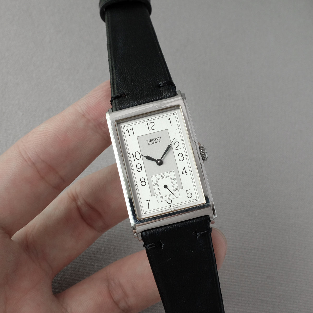 稼働品 1982年製 SEIKO Chariot 2628-5120 スモセコ Seiko 2628-5120 from 1982 (Palladium plated case and buckle) – Paleh
