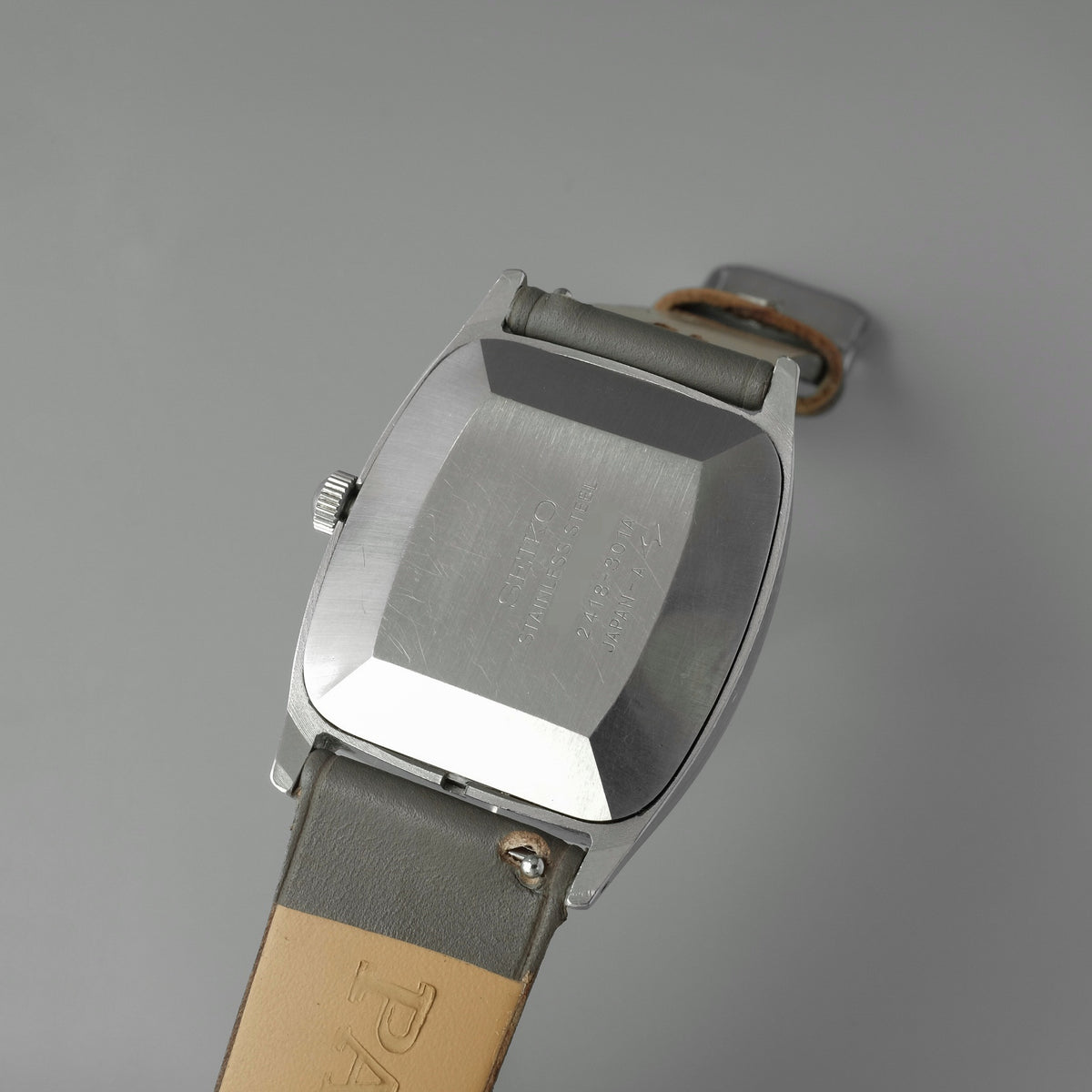 SEIKO 時計 2418 301A シャリオ　青 Seiko 2418-301A from 1974 (Serviced) – Paleh