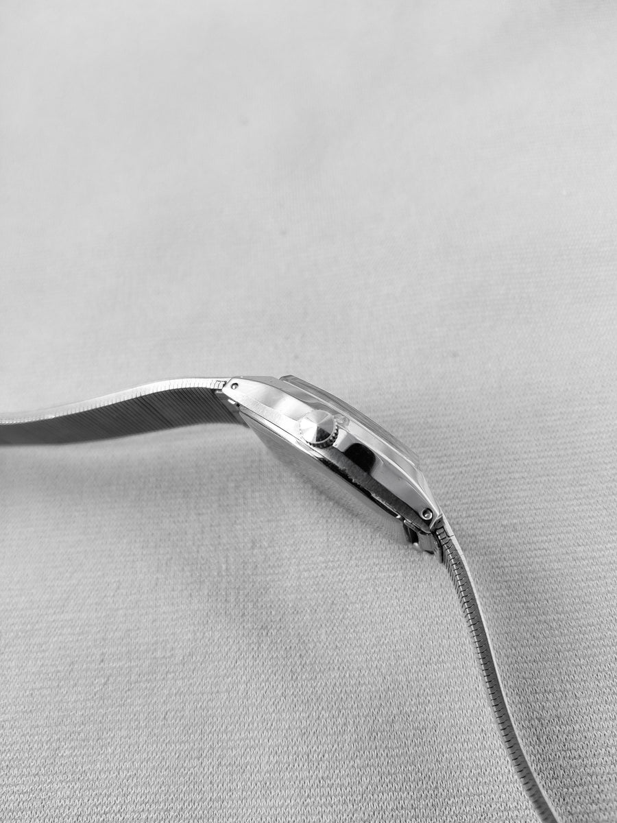 Seiko Delica 2415-7040 from 1975 (NOS) – Paleh