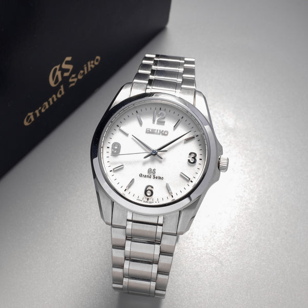 Grand Seiko SBGF009 from 1998 (Box and Papers) – Paleh
