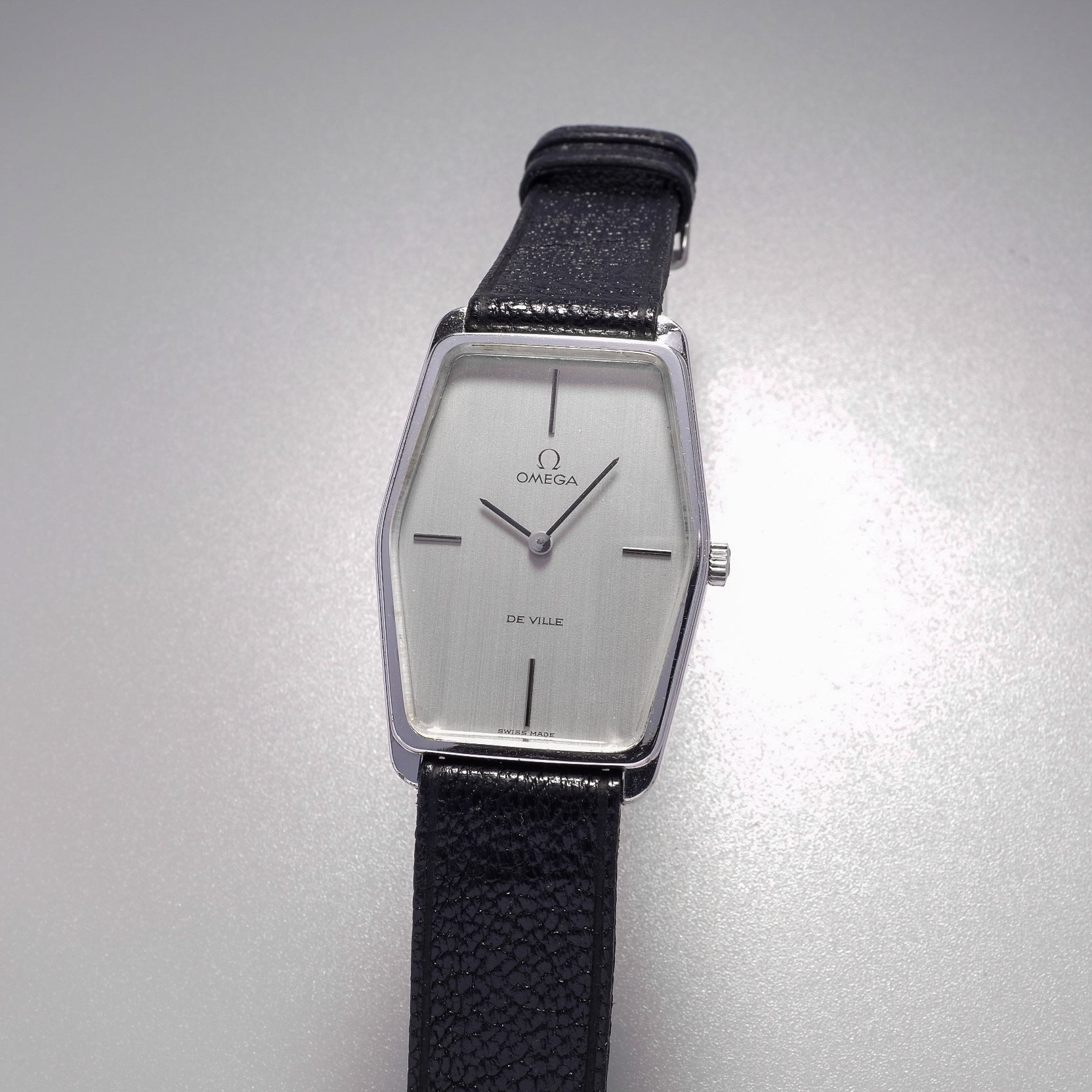 Omega de ville 1972 hotsell