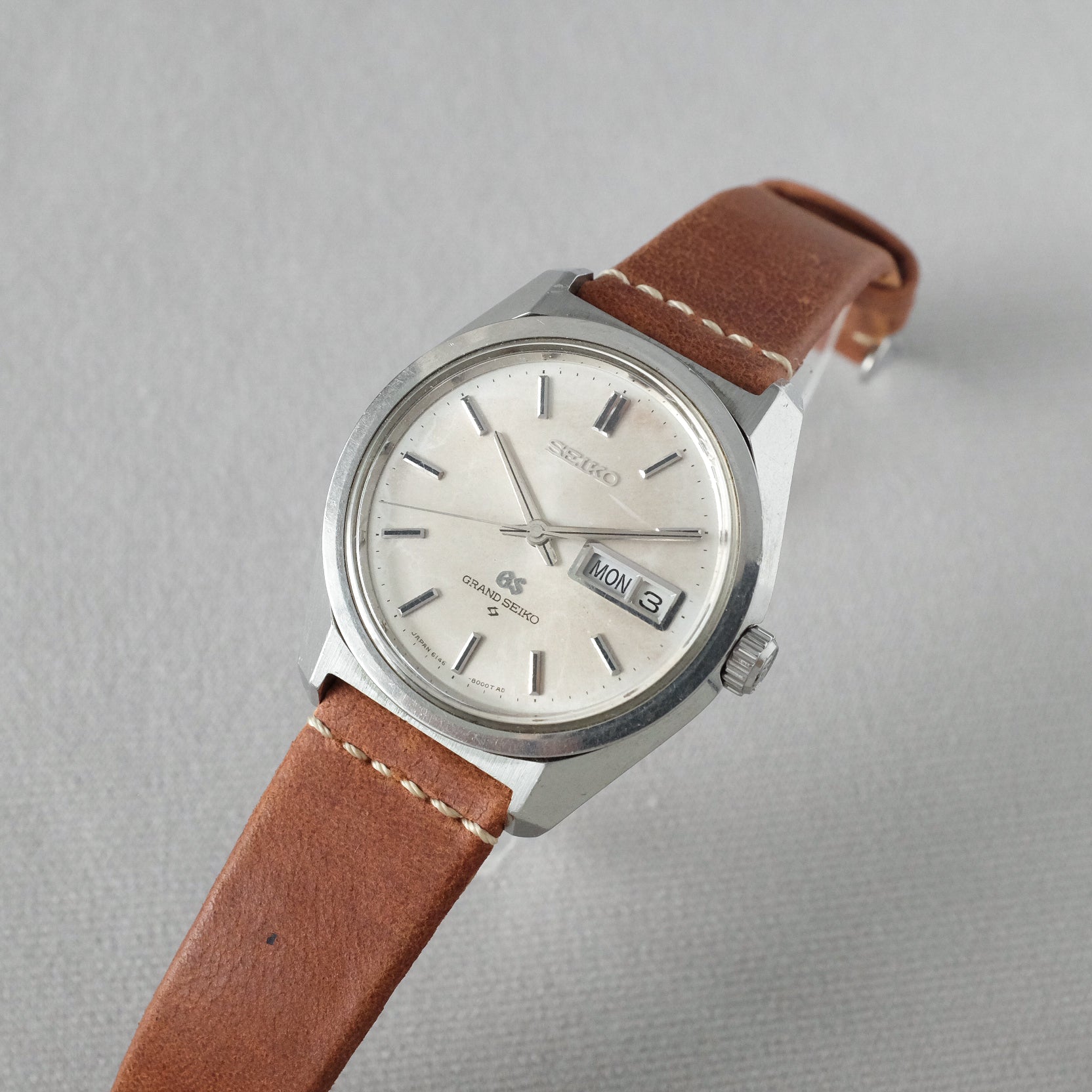 Grand Seiko 6146-8000 from 1967 (Early Dial)