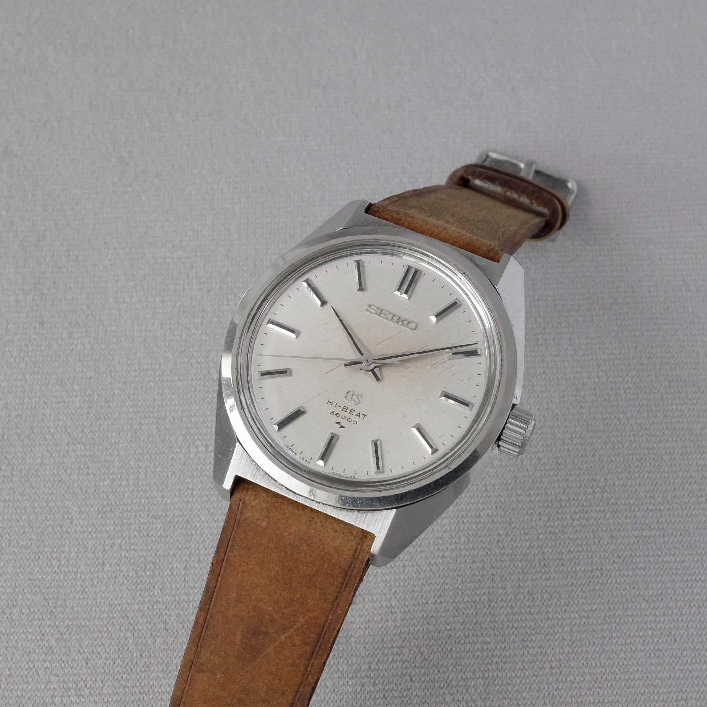 GRAND SEIKO ハイビート手巻き時計 4520-8000 1968年製 アンティーク グランド セイコー 4520-8000 ハイビート 手巻